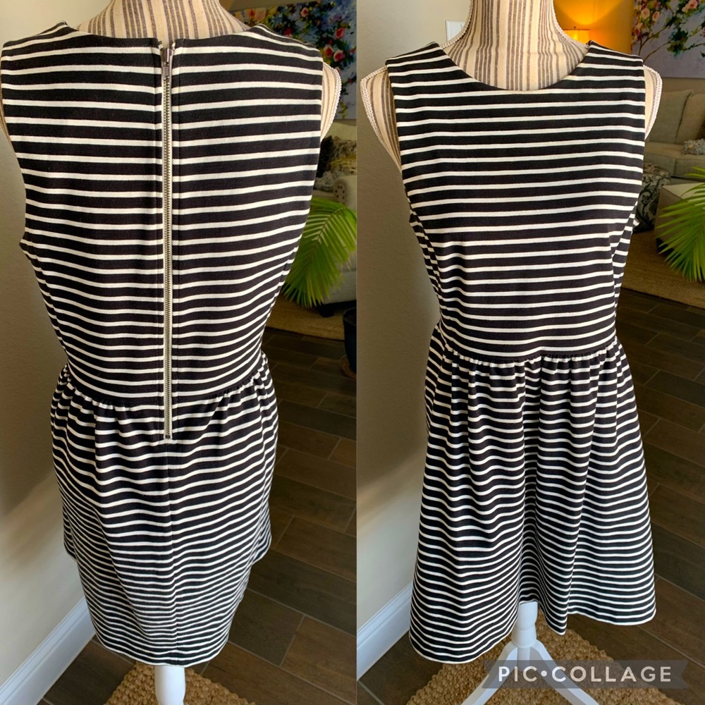 JCREW B&W Sleeveless Dress 
Size: Medium 
Color: Black/white stripes